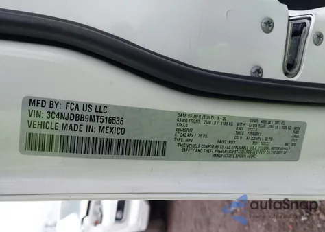 2021 Jeep Compass Latitude 4X4 from USA, damaged, VIN 3C4NJDBB9MT516536